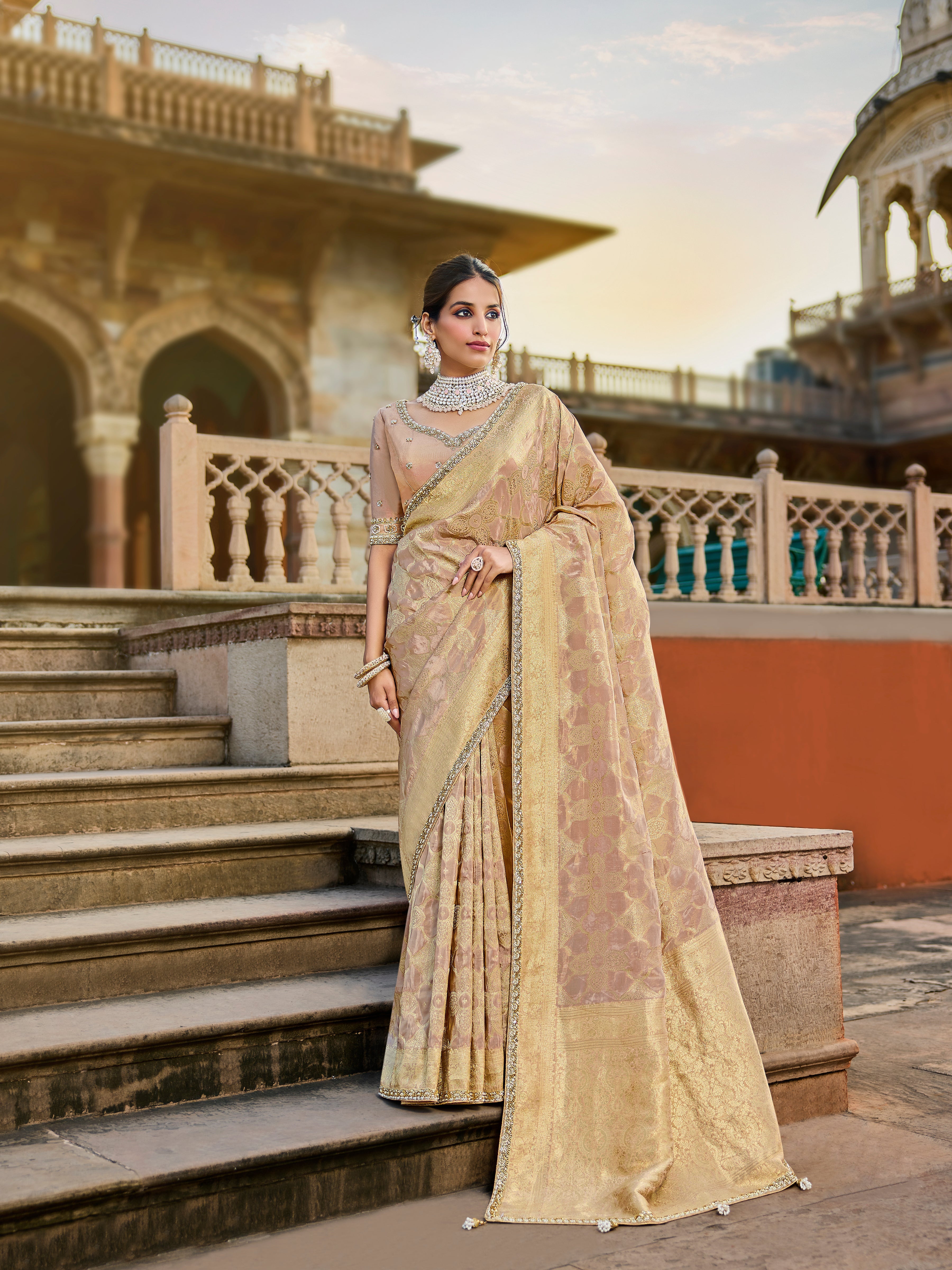 Luxurious Viscose Saree – Chic & Comfortable - Gunj Fashion