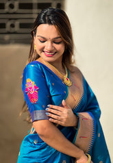 Rama Blue Zari Woven Vitthala God Special Traditional Paithani Silk Saree