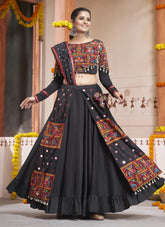 Mirror work Navratri chaniya choli in Black