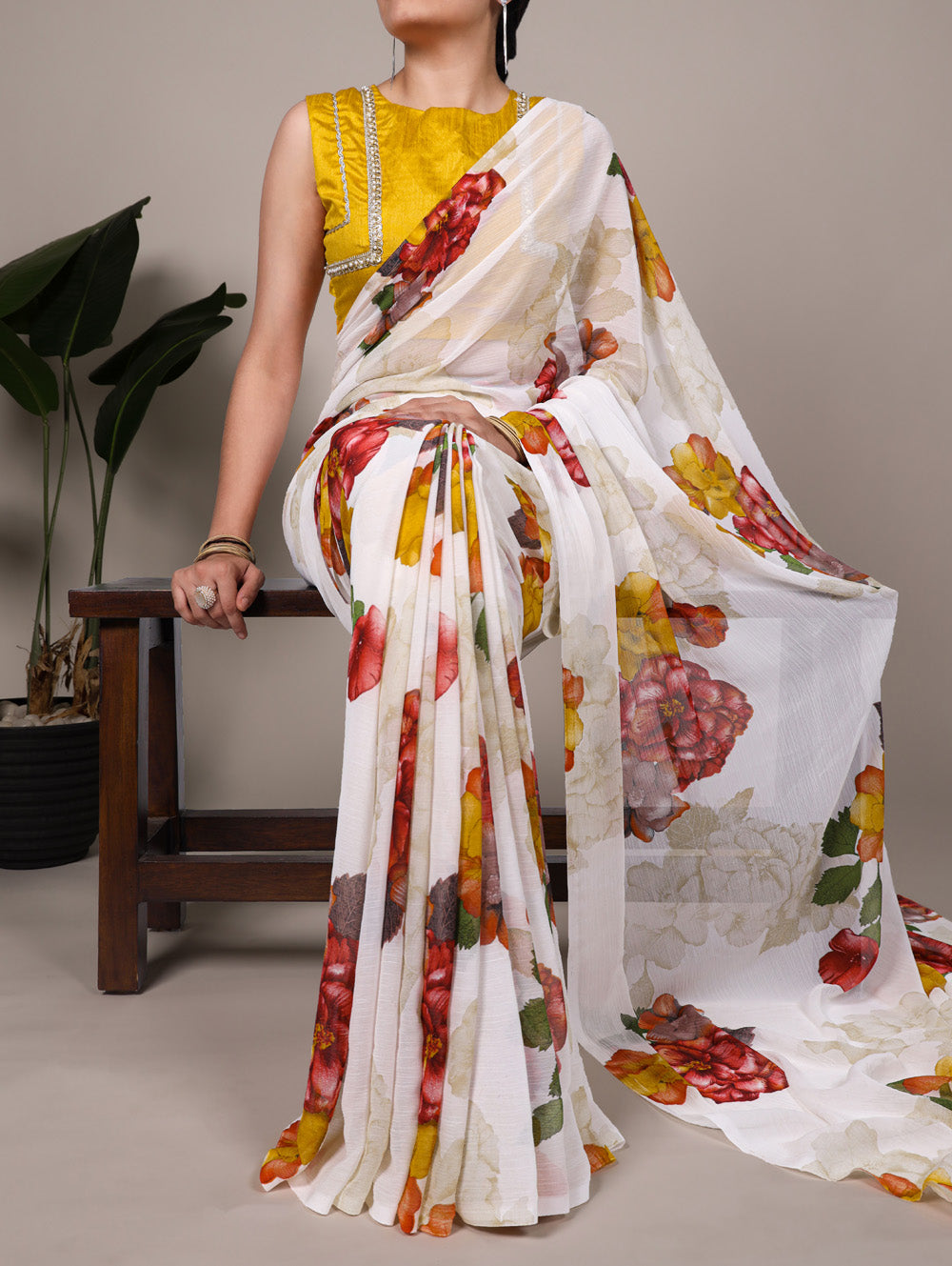 White floral print chiffon saree