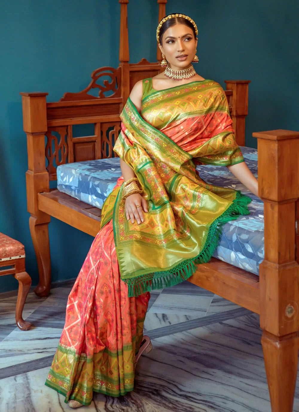 Patola Banrasi Silk Saree With meenakari in Peach