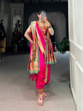 Maharashtrian paithani saree with contrast pallu