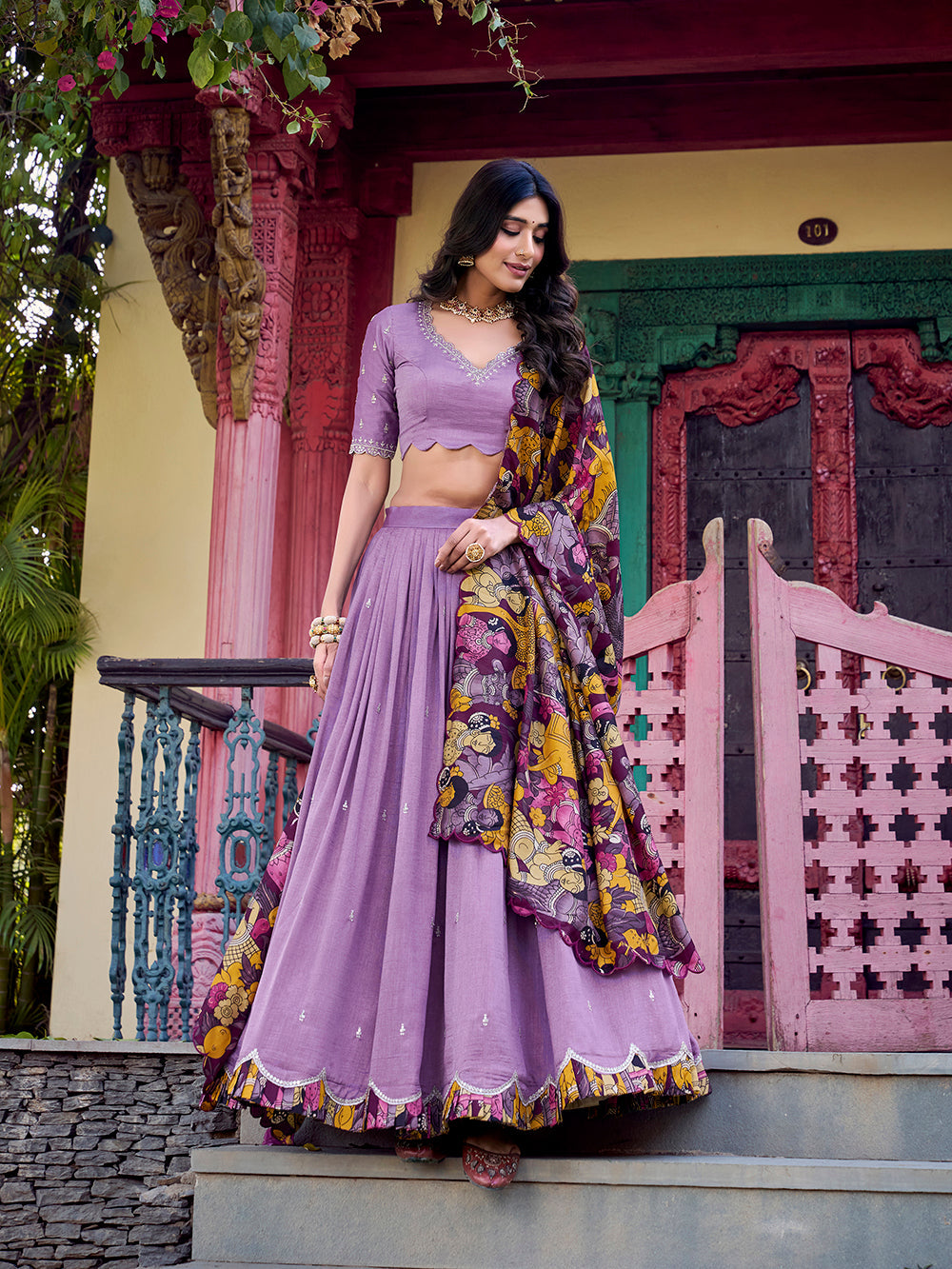 Lavender Vichitra silk lehenga with Kalamkari border