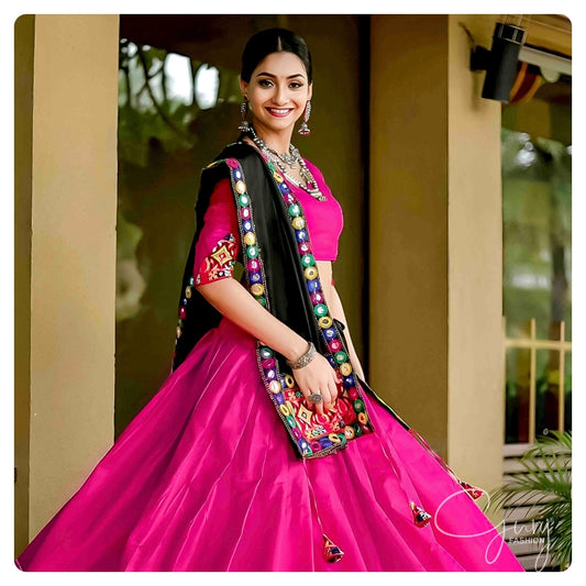 Elevate Your Navratri Look with Stunning Chaniya Choli and Lehenga Outfits 2024