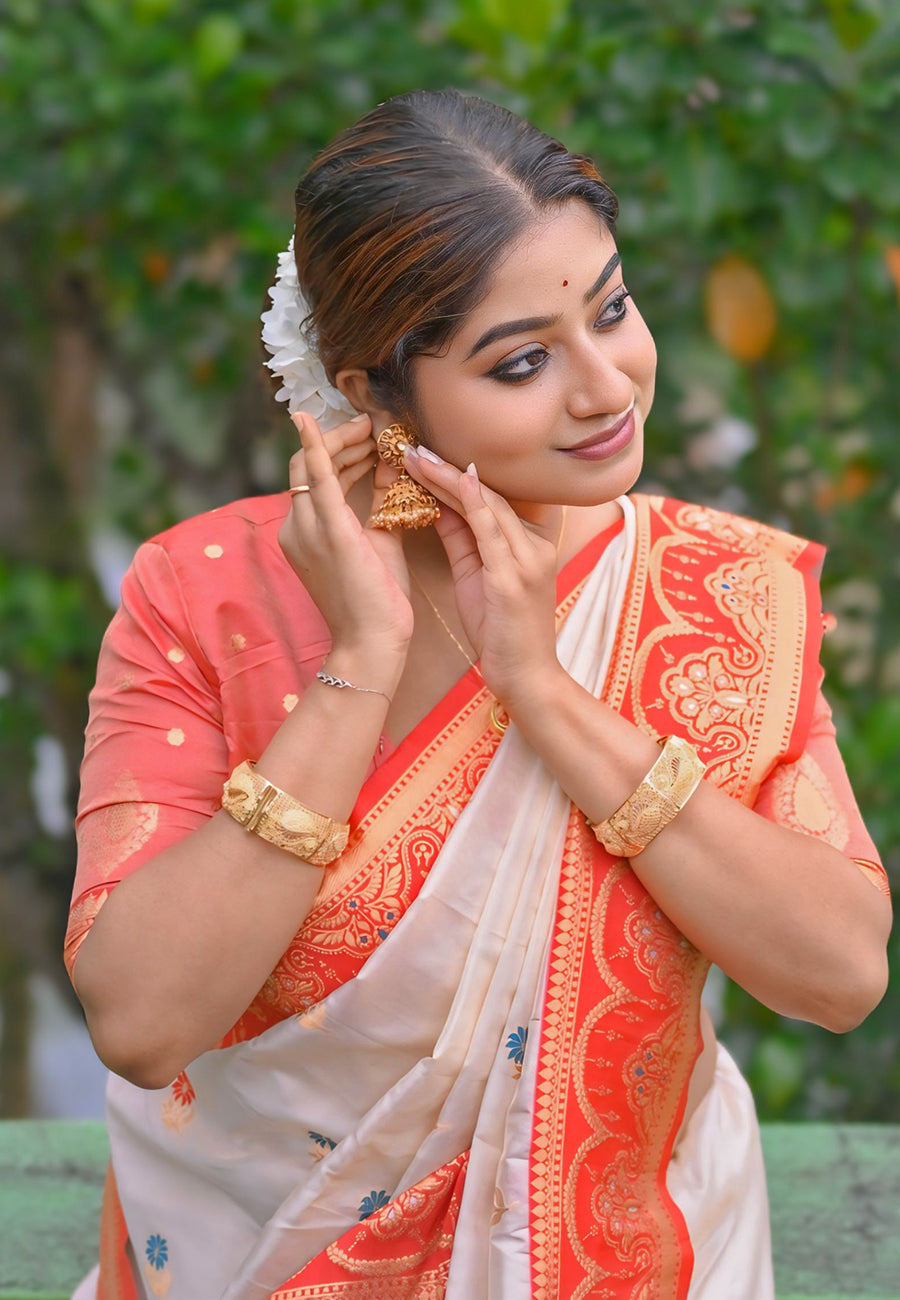 White Red Soft Silk Saree with Flower Butti Durga Pooja Zari Woven Saree