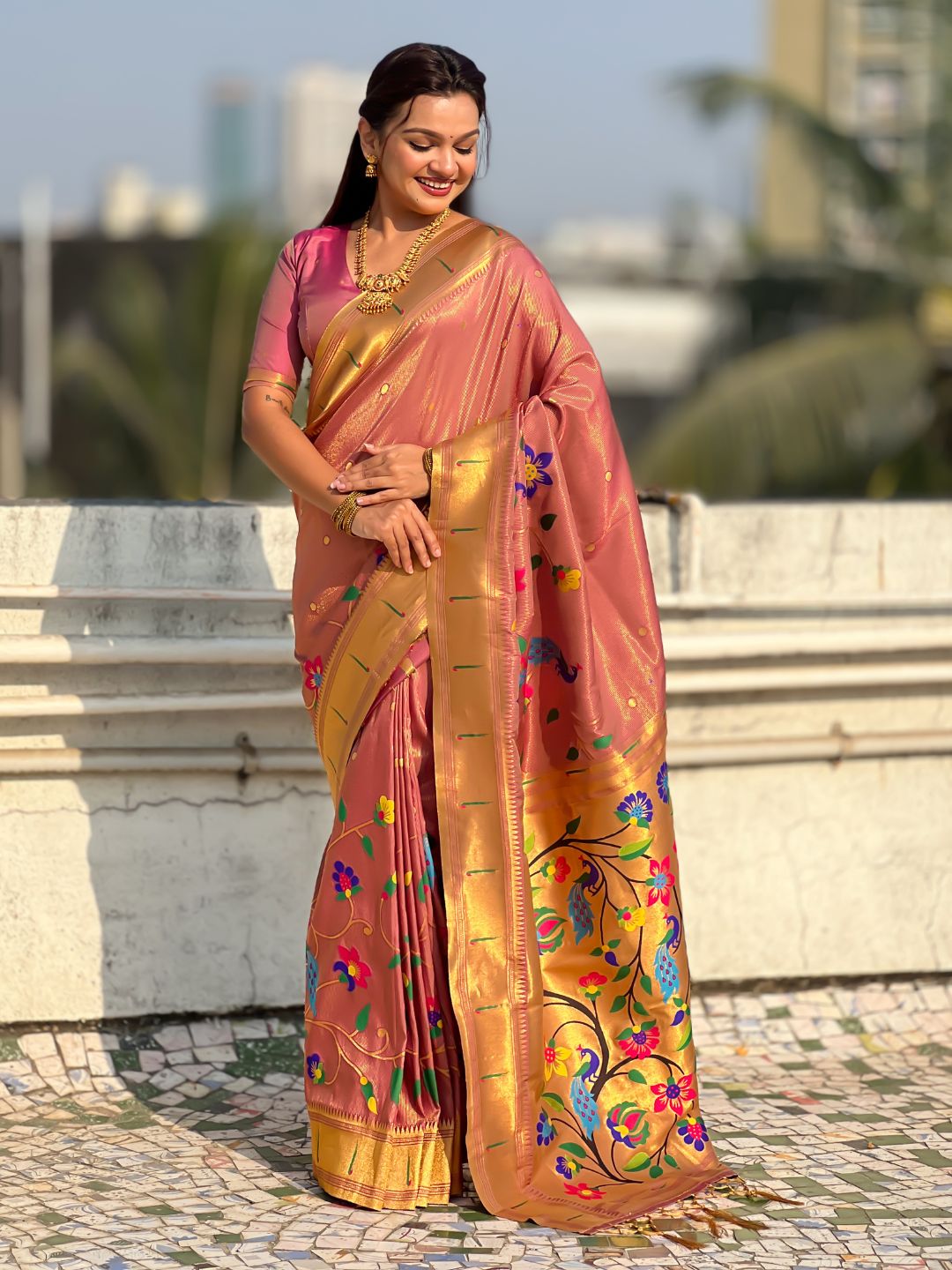 traditional muniya border saree with rich woven pallu