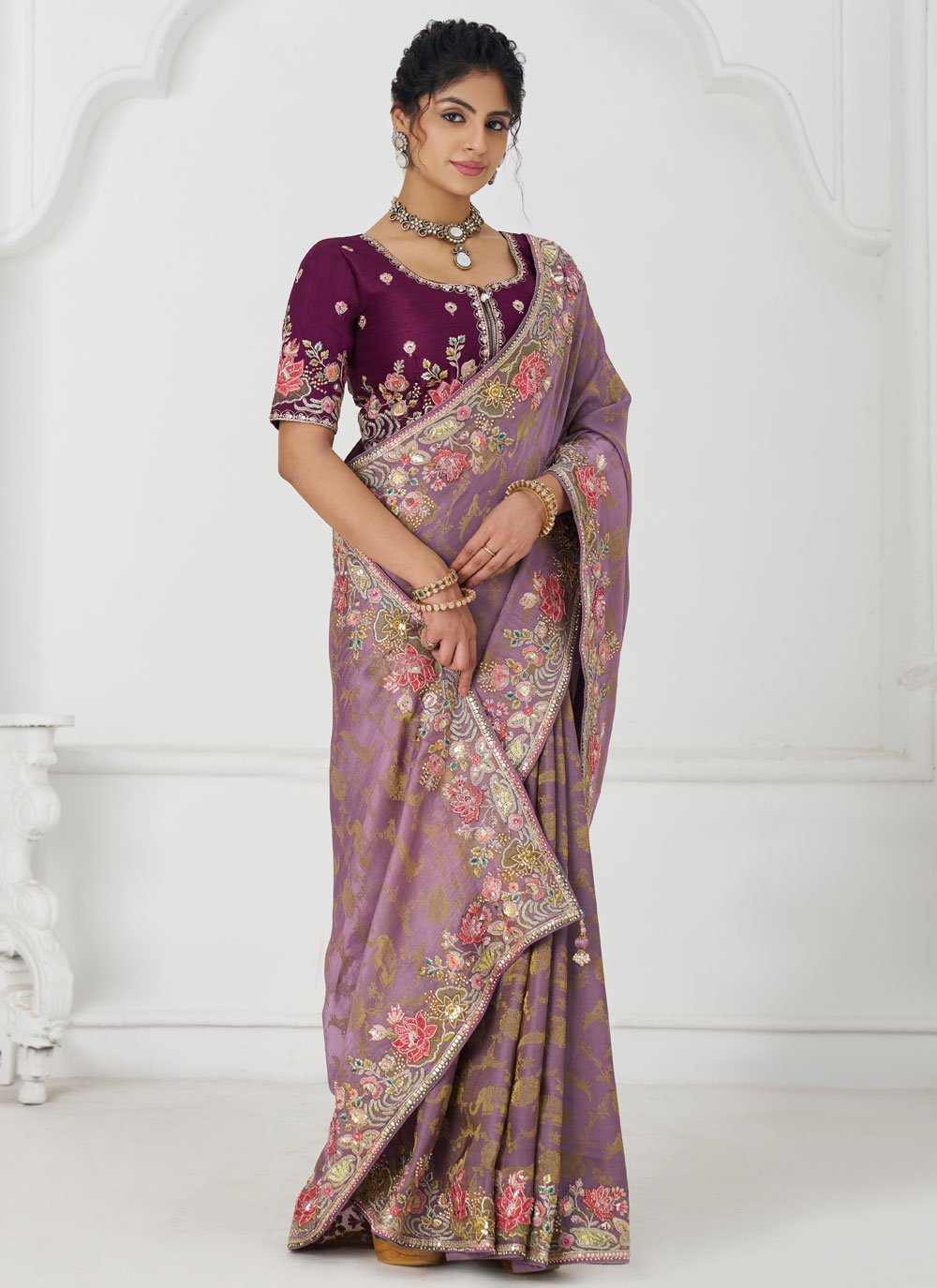 mauve-dola-silk-saree-contemporary-floral-design