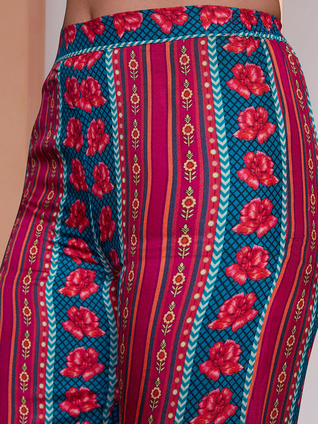 Coral Pink Pure Muslin Silk Designer Co-Ord Set for Women