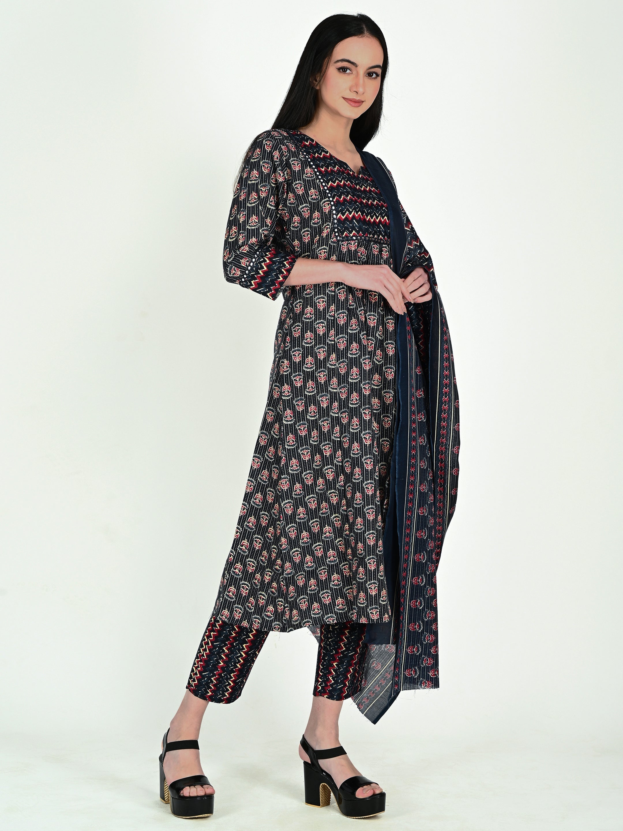 Navy Blue & Wine Cotton Blend Floral Block Printed Kurta & Pant With Dupatta