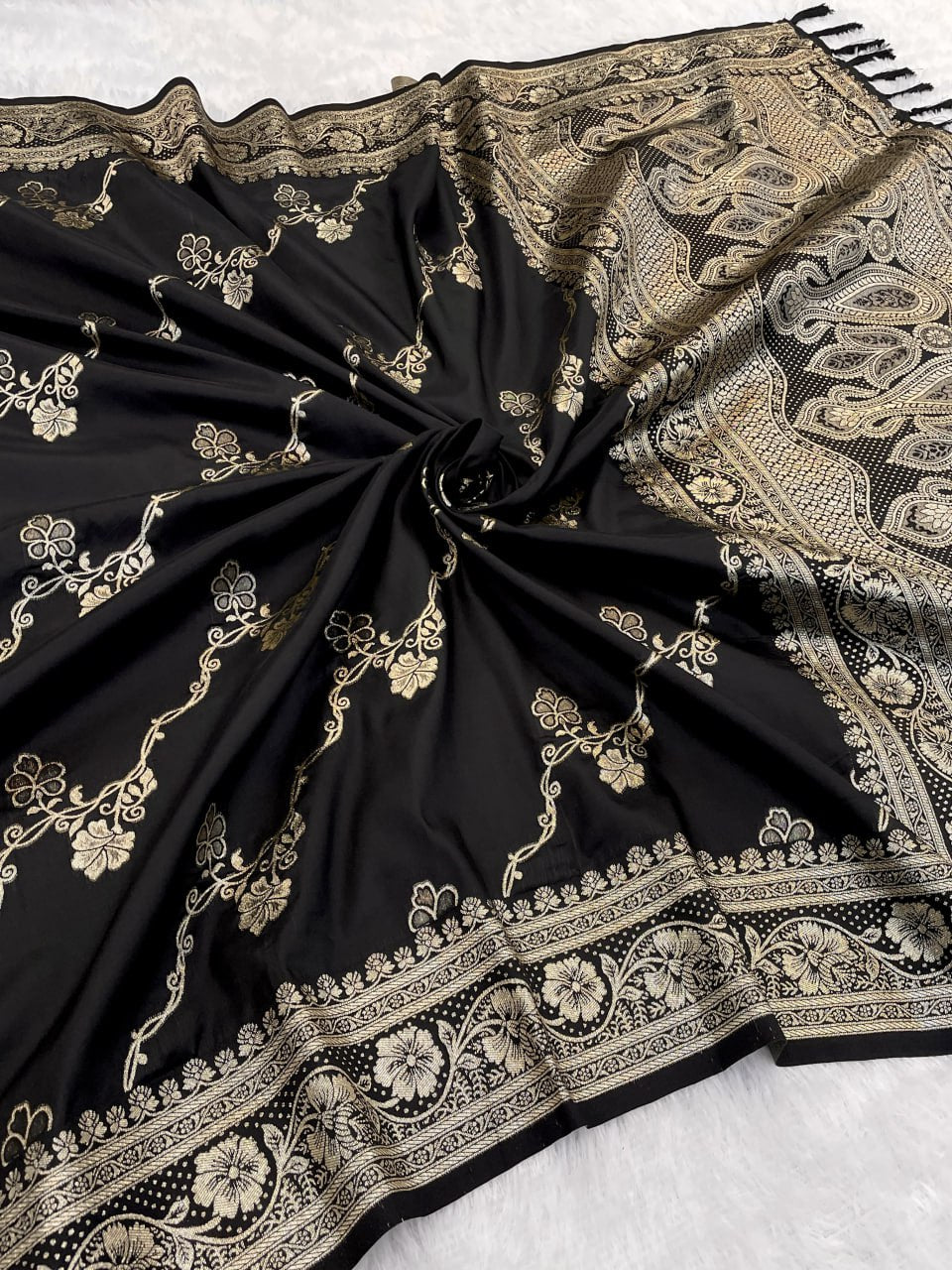 Black Banarasi Jaal Soft Silk Zari Woven Saree