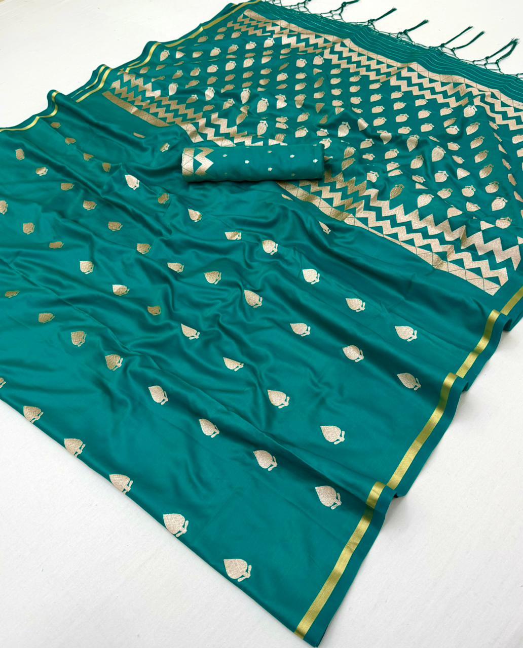 Alluring Green Satin Saree with Matching Handloom Blouse