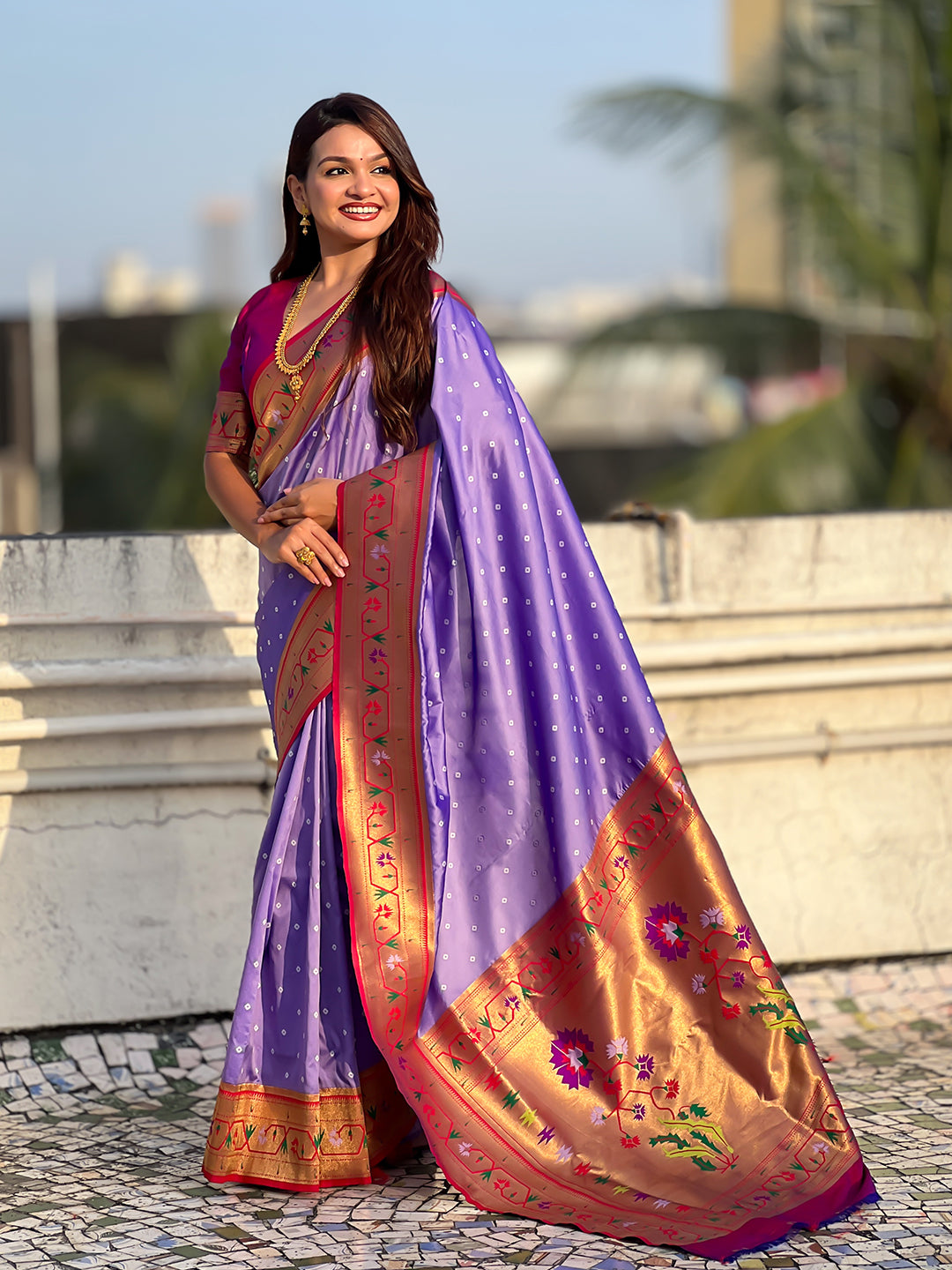 Lavender Zari Woven Bandhani Paithani Fusion Silk Saree