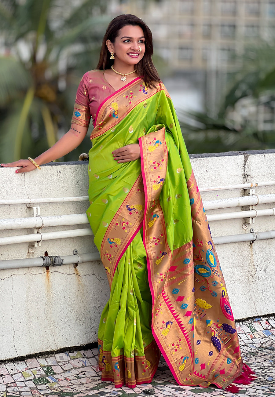Parrot Green Contrast Zari Woven Chandrakor Swan Yeola Paithani Silk Saree