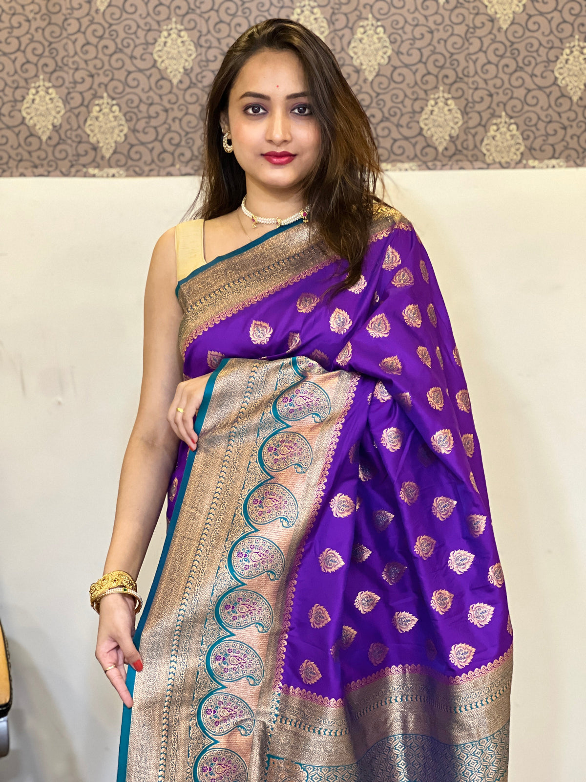 Purple Soft Silk Contrast Zari Woven Saree