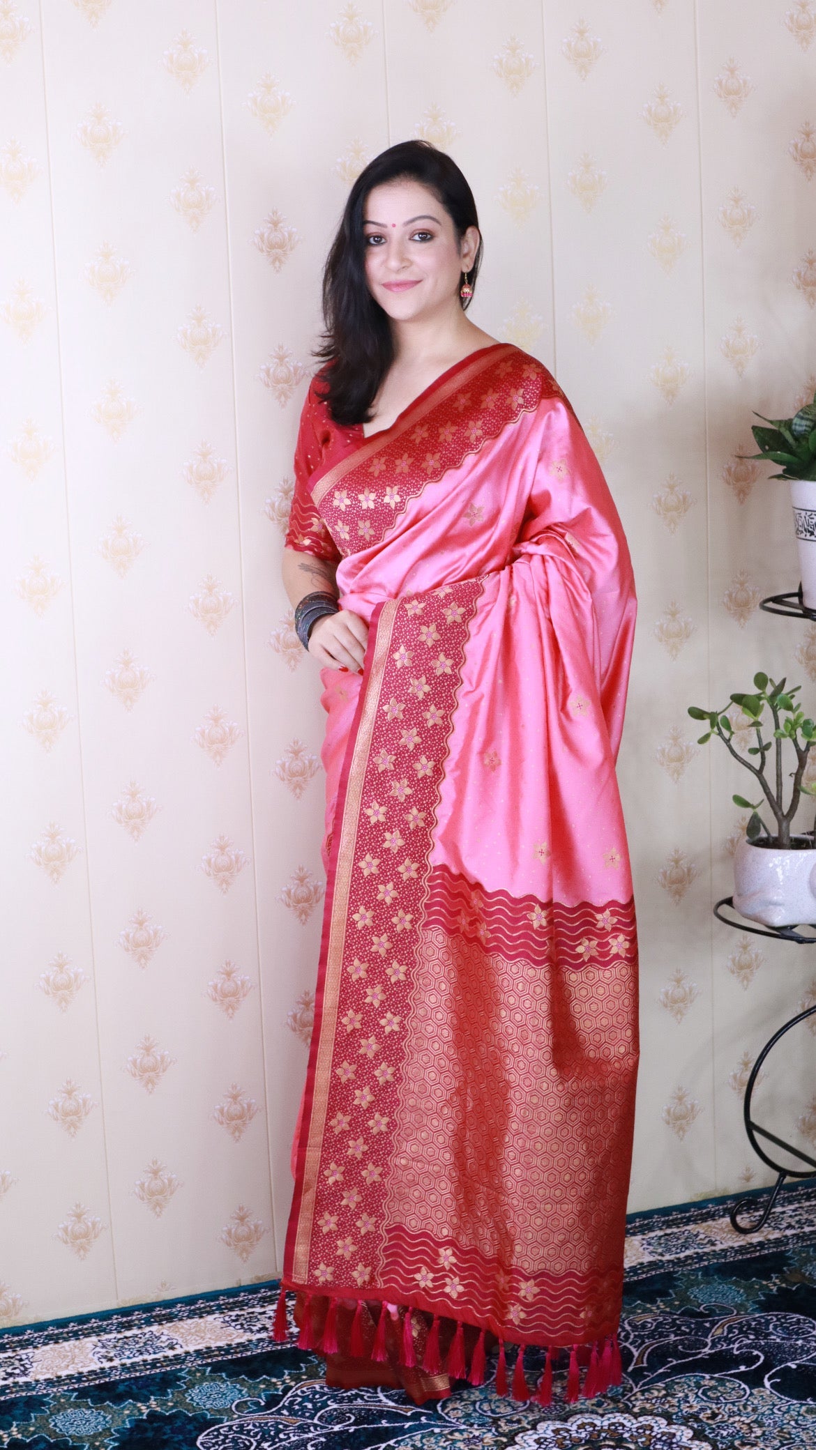 Baby Pink Soft Silk Banarasi Wavy Unique Zari Woven Saree