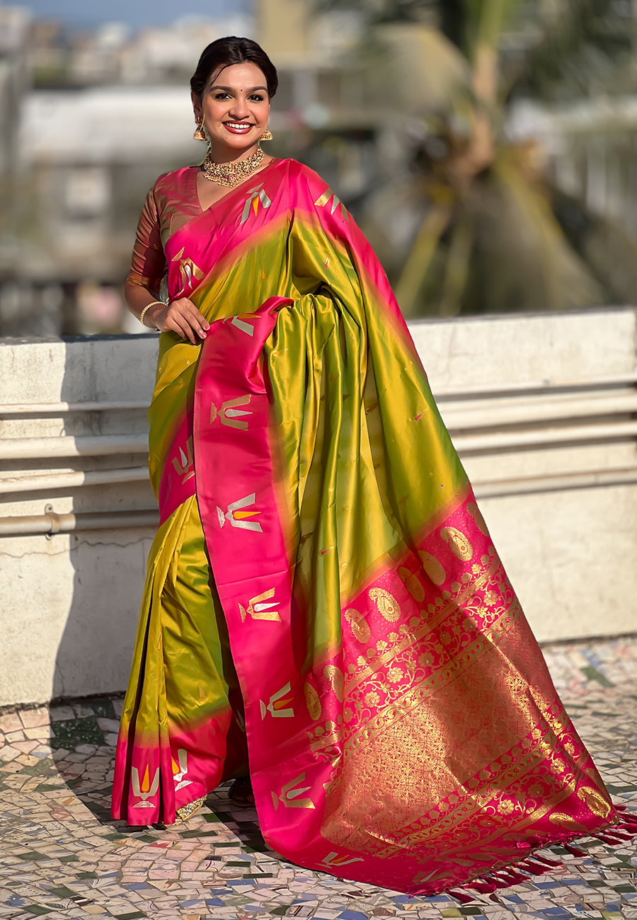 Mehendi Green South Traditional Tilak Contrast Soft Silk Zari Woven Saree
