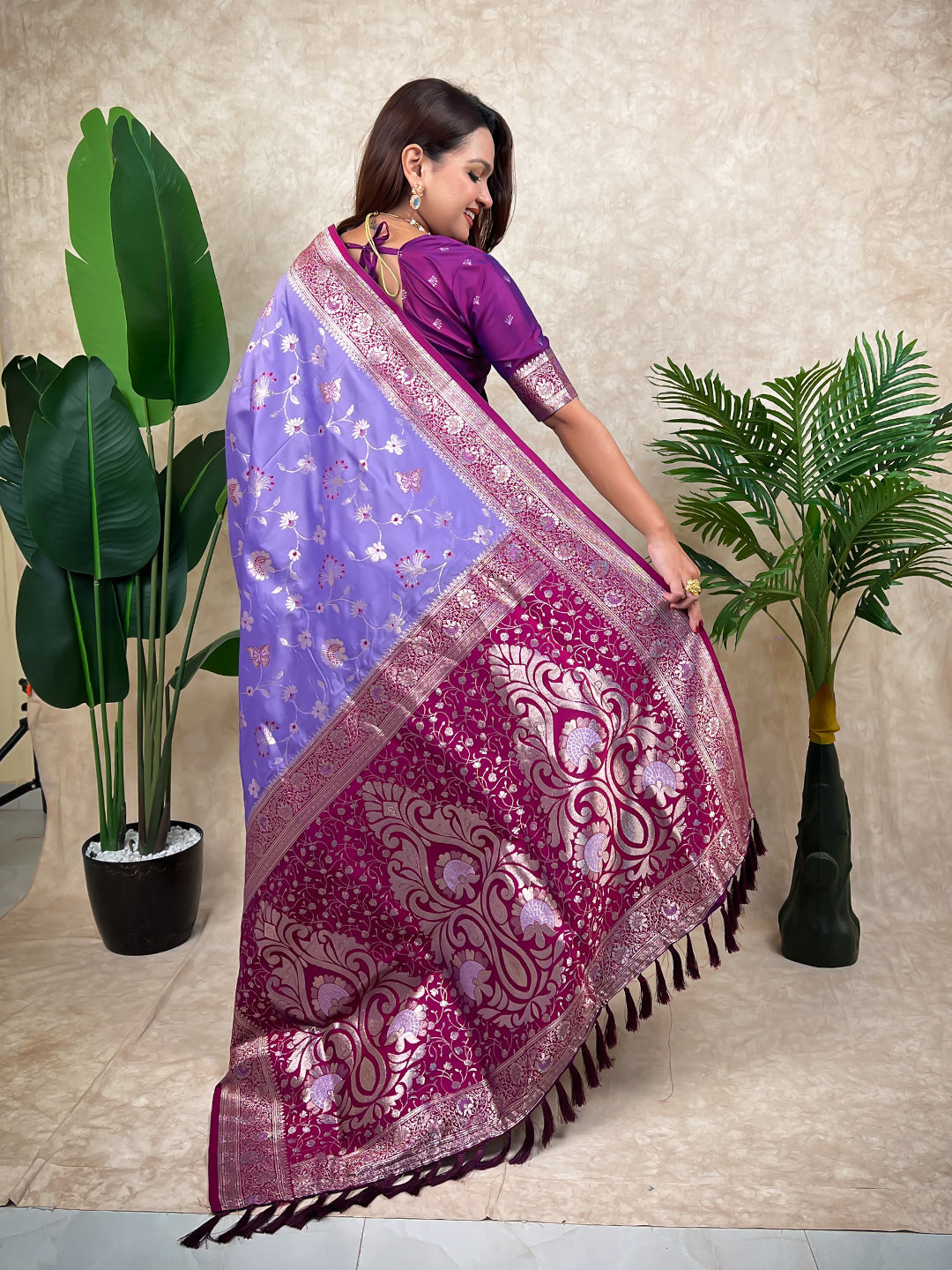 Lavender Banarasi Jaal Zari Woven Silk Saree