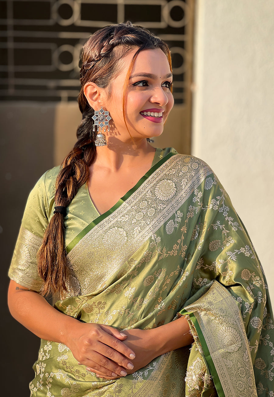 Green Banarasi Jaal Satin Silk Pink Zari Woven Saree