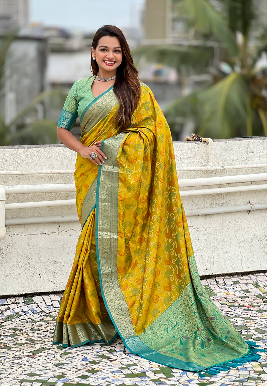 Mehendi Green Soft Silk Zari Woven Bandhani Patola Saree with Contrast Weaves