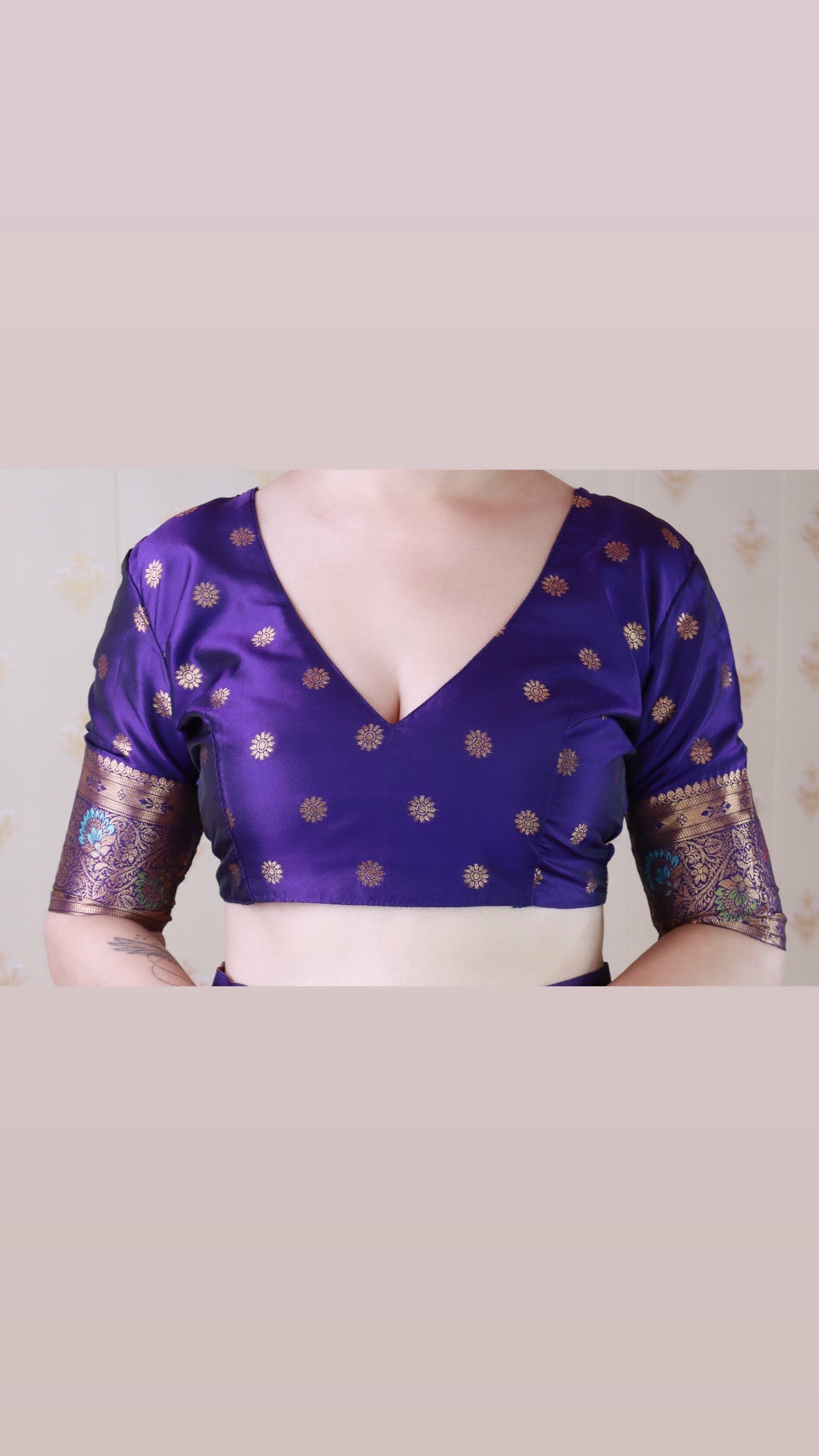 Violet Banarasi Jaal Soft Silk Gold Zari Meenakari Woven Saree