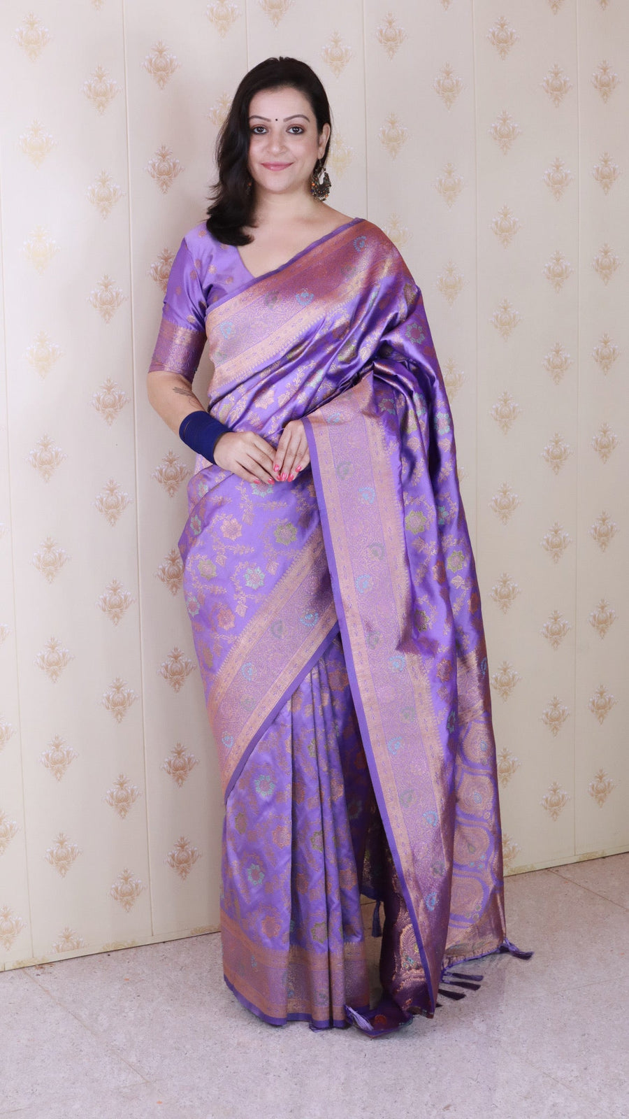 Lavender Banarasi Jaal Soft Silk Gold Zari Meenakari Woven Saree