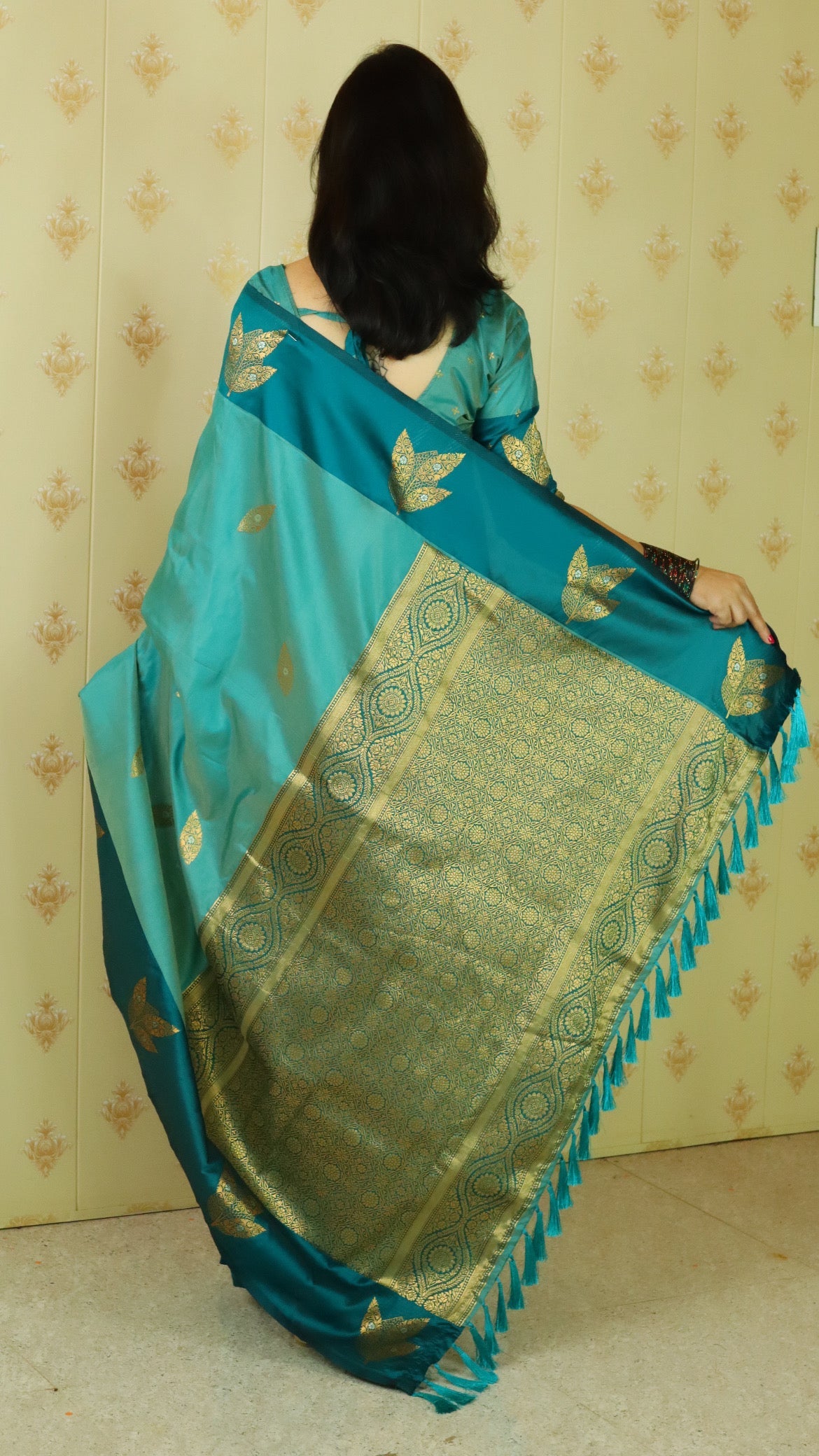 Blue Soft Silk Dusty Concept Floral Zari Woven Saree
