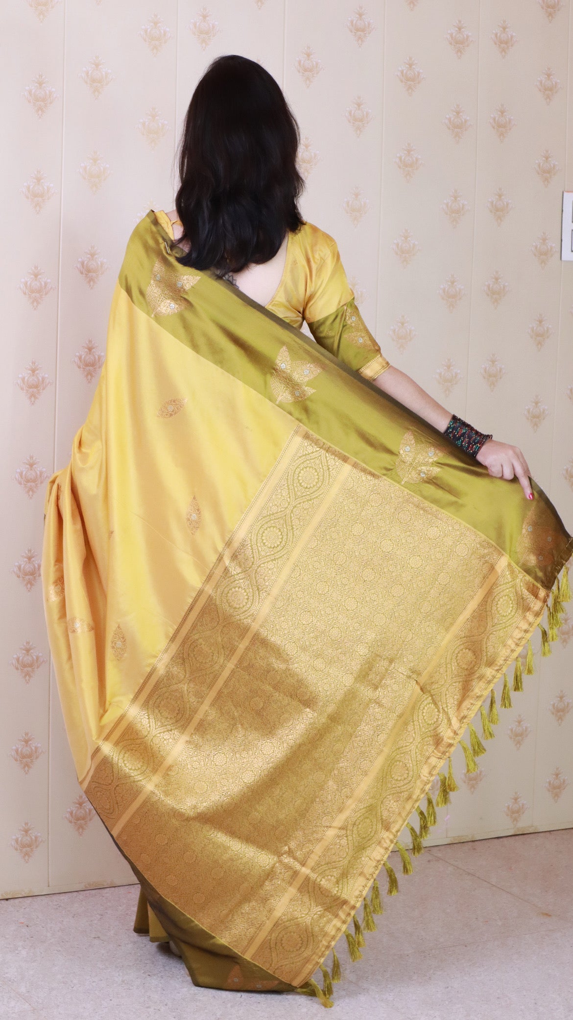 Yellow Soft Silk Dusty Concept Floral Zari Woven Saree
