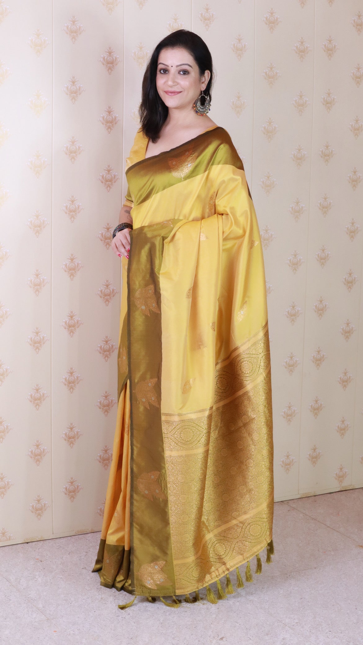 Yellow Soft Silk Dusty Concept Floral Zari Woven Saree
