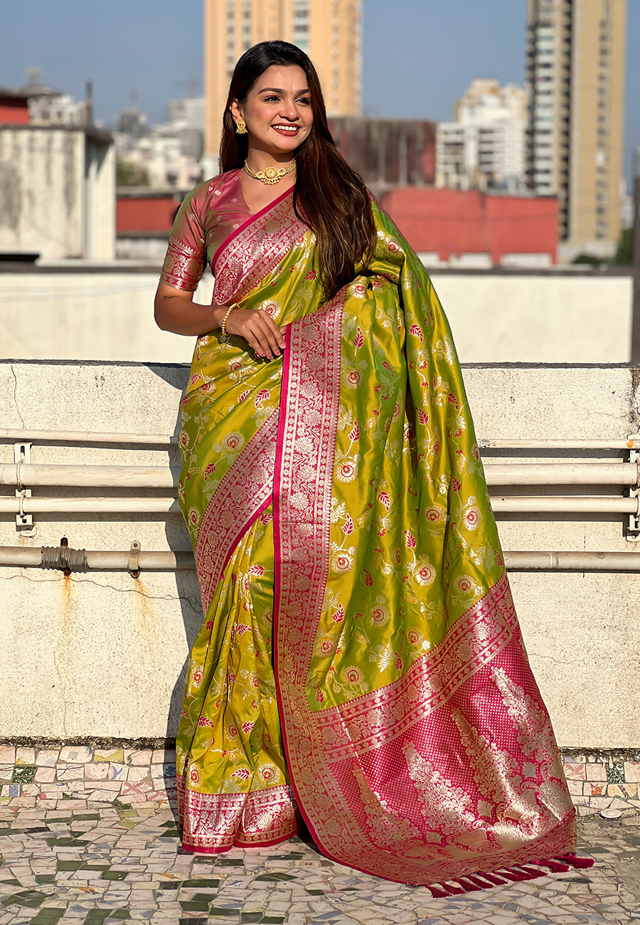 Mehendi Green Banarasi Contrast Jaal Soft Silk Zari Woven Saree