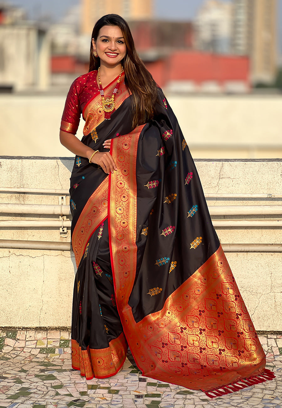 Black Soft Silk Saree with Flower Butta Meenakari Zari Woven Saree