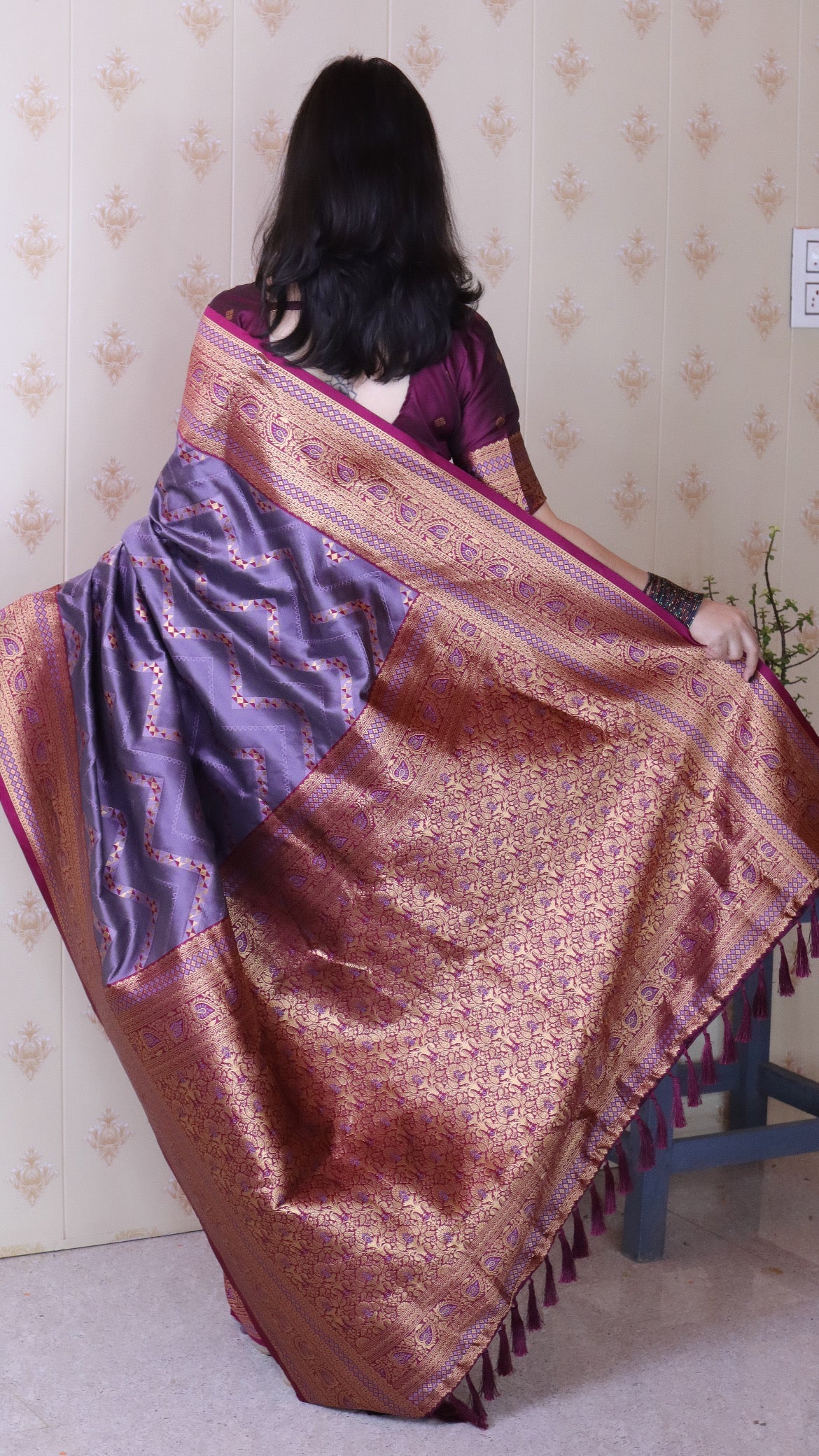 Lavender Soft Silk Banarasi ZigZag Meenakari Zari Woven Saree