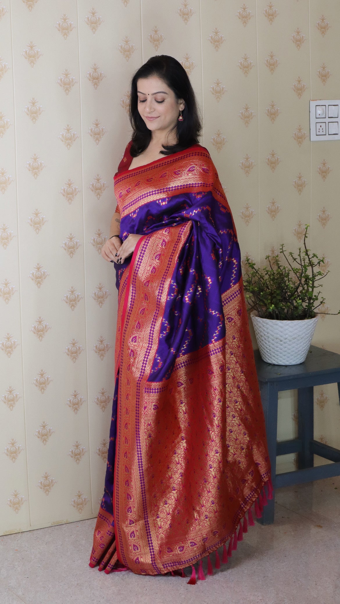 Violet Soft Silk Banarasi ZigZag Meenakari Zari Woven Saree