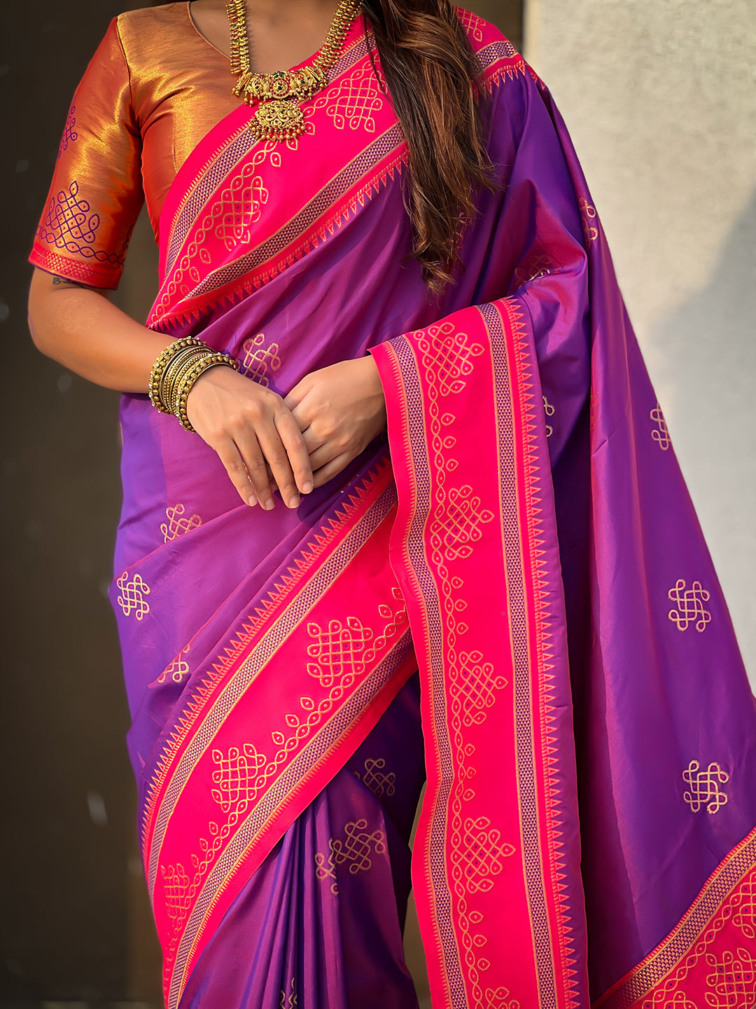 Purple Soft Silk Traditional Zari Contrast Woven Saree