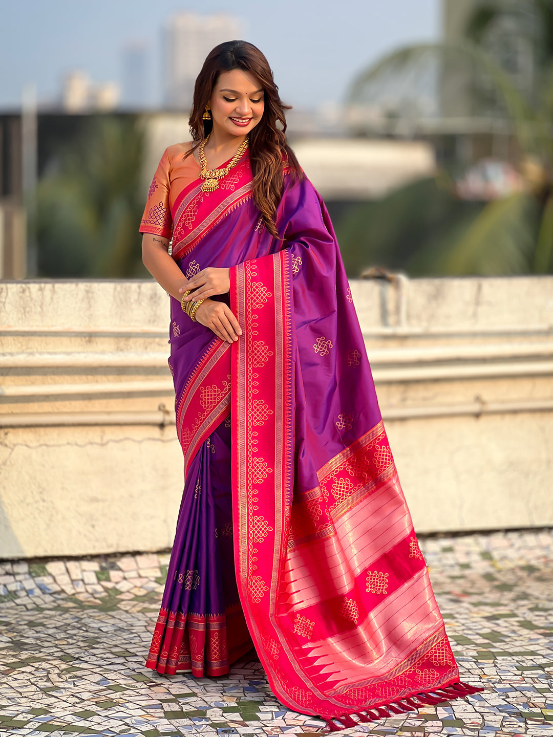 Purple Soft Silk Traditional Zari Contrast Woven Saree