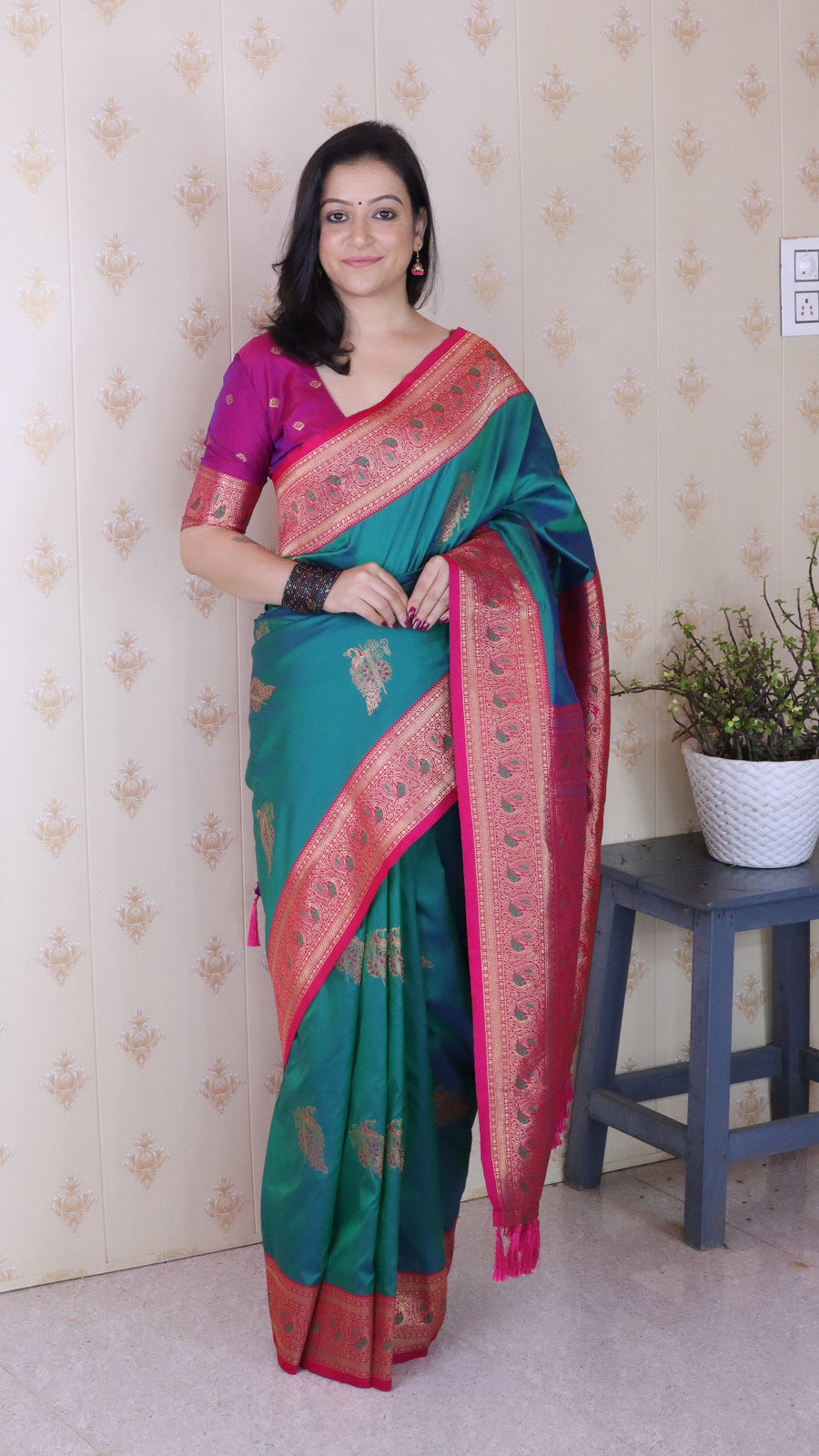 Green Soft Silk Banarasi Peacock Zari Woven Saree