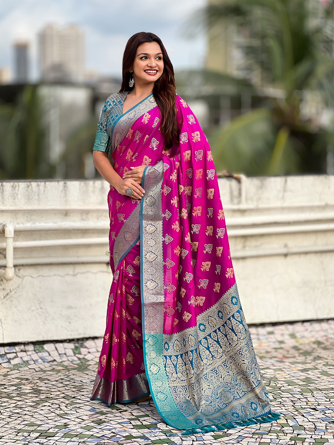 Purple Soft Silk Zari Woven Ikkat Patola Saree with Contrast Weaves