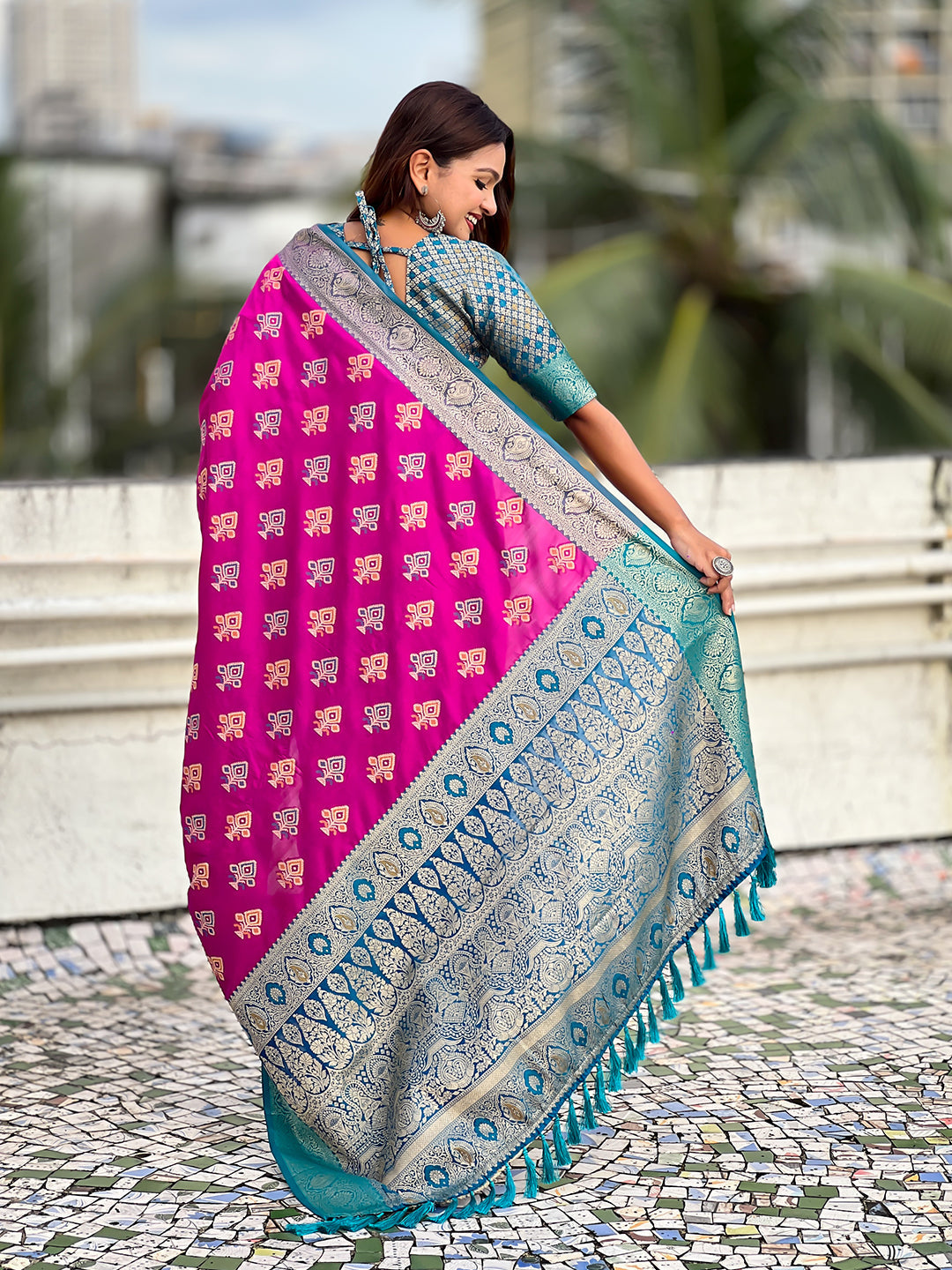 Purple Soft Silk Zari Woven Ikkat Patola Saree with Contrast Weaves