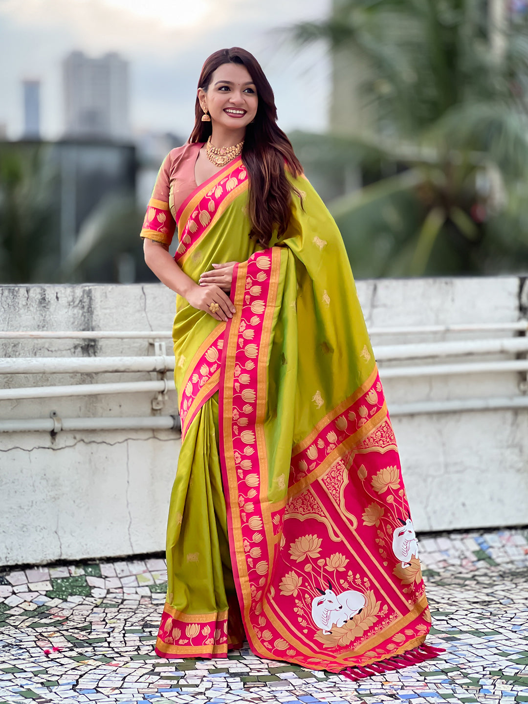 Mehendi Green Soft Silk Pichwai Traditional Zari Woven Saree