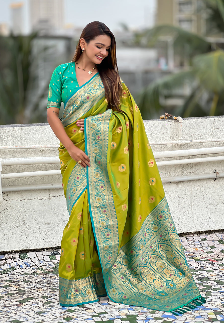 Mehendi Green Soft Silk Saree with Sunflower Butta Meenakari Zari Woven Saree