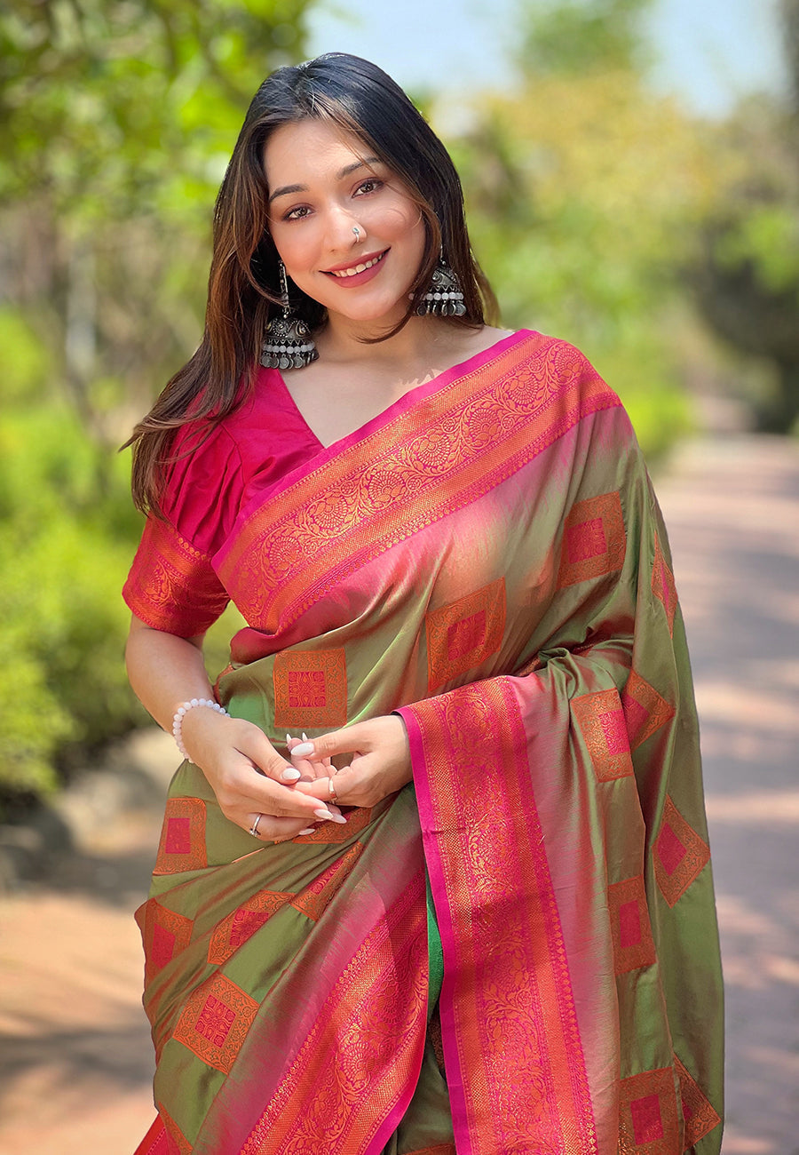 Mehendi Green Soft Silk Contrast Zari Woven Saree