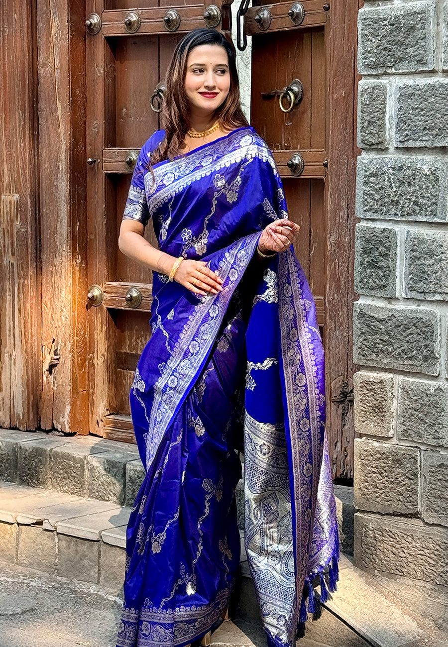 Violet Banarasi Jaal Soft Silk Zari Woven Saree