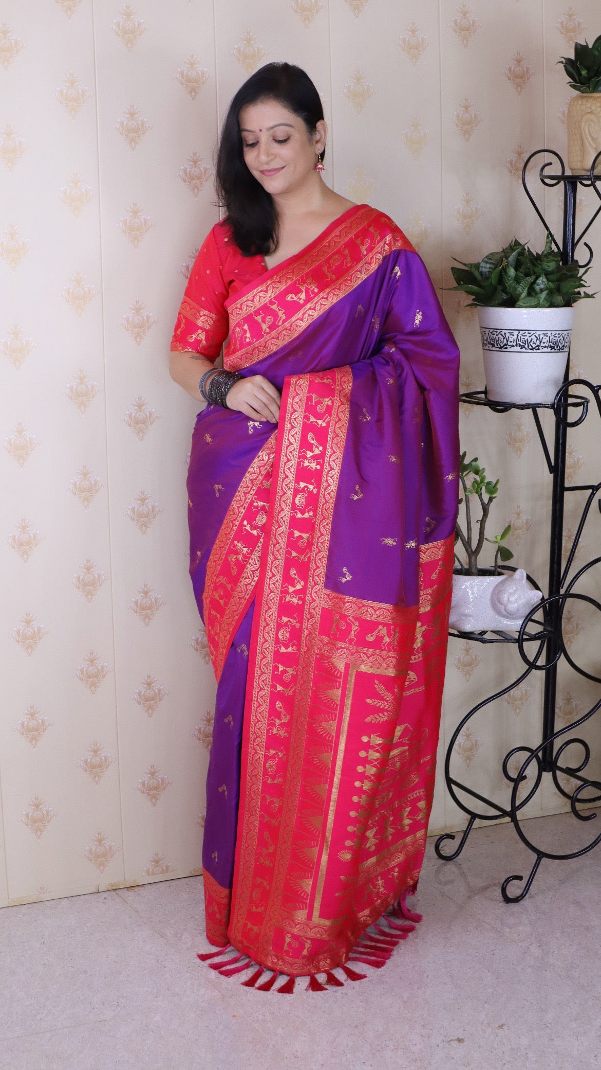 Purple Soft Silk Zari Woven Warli Art Traditional Saree