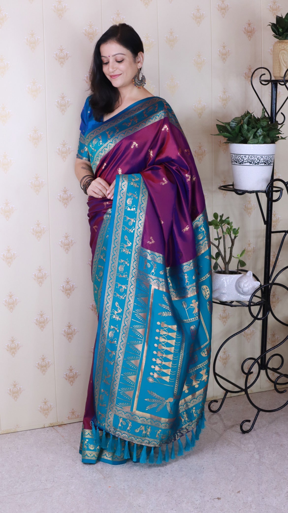 Purple Soft Silk Zari Woven Warli Art Traditional Saree
