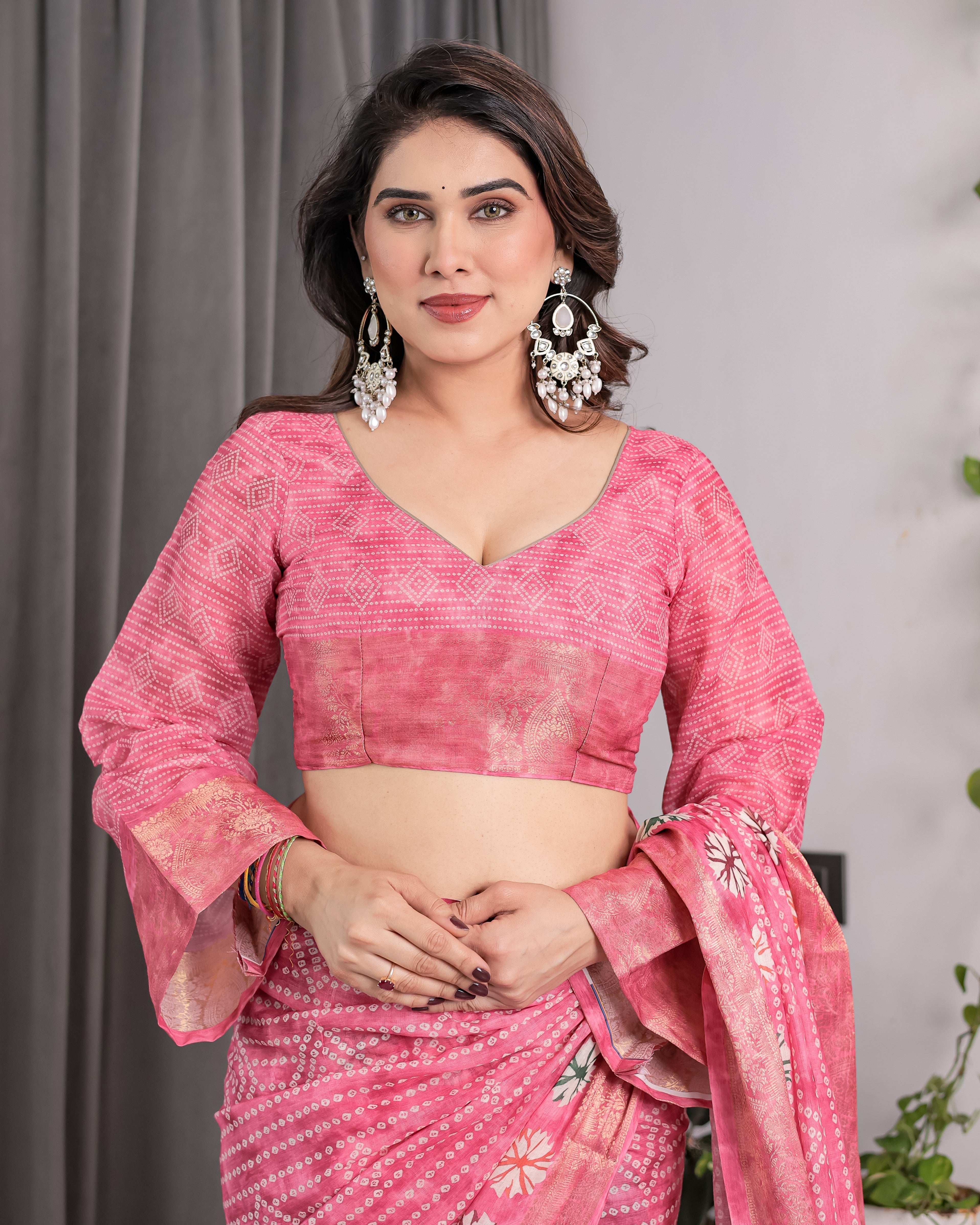 Rose Pink Handloom Linen Saree with Bandhani Floral Print