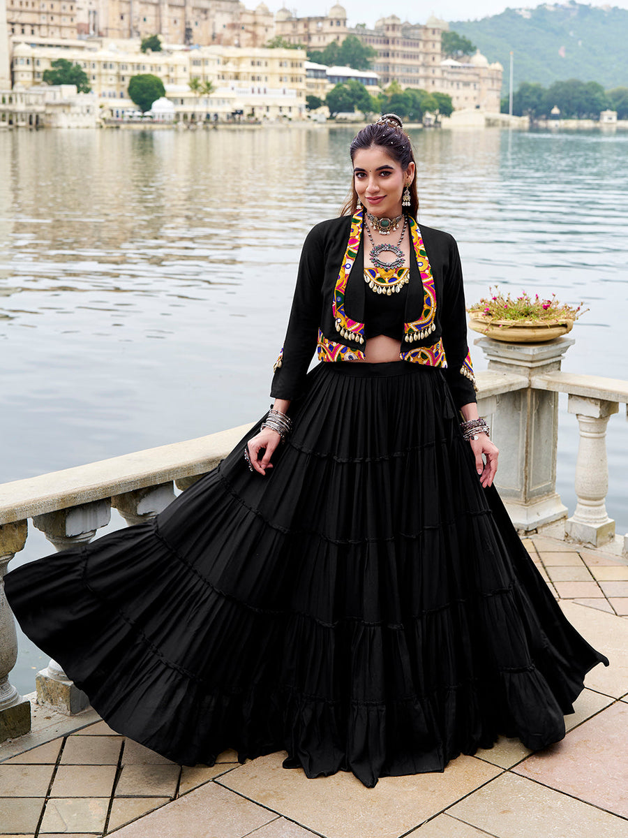 Black Color Gamthi Work With Cowrie Touch Up Rayon Co-Ord Set