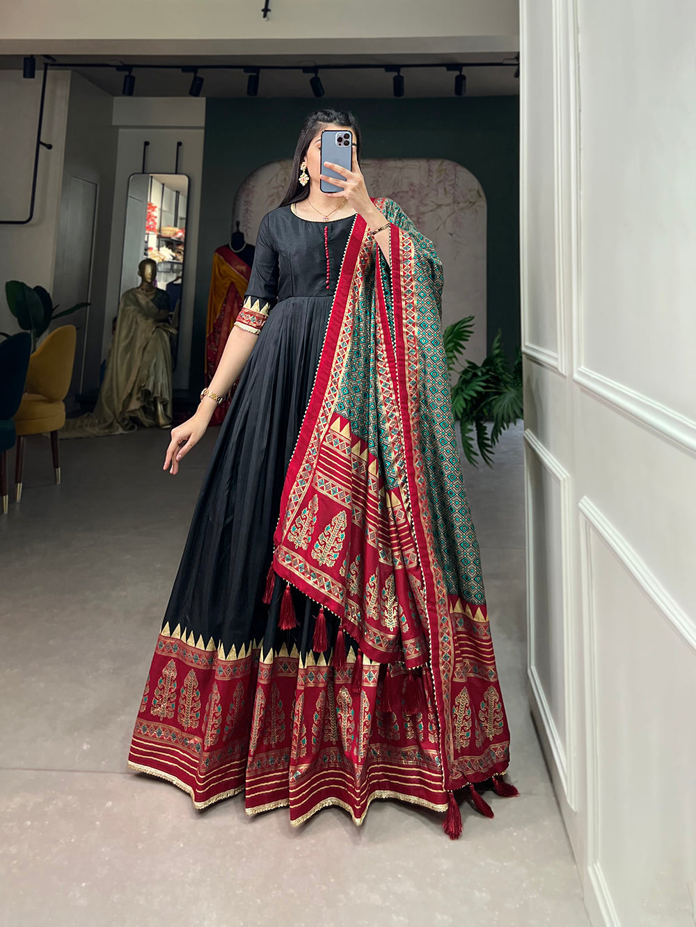 Black Color Print With Foil Print Tussar Silk Dress