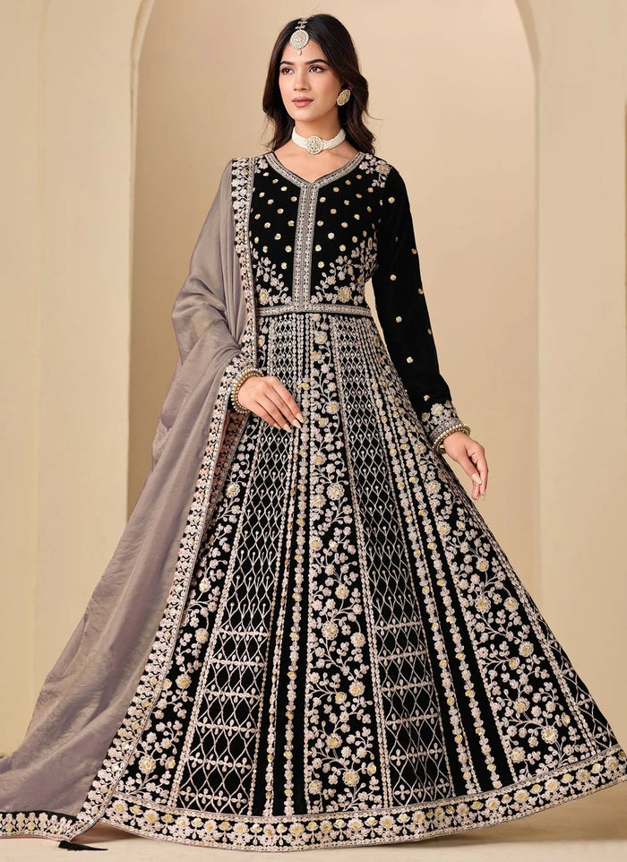 Black velvet Abaya style Anarkali suit with embroidery work