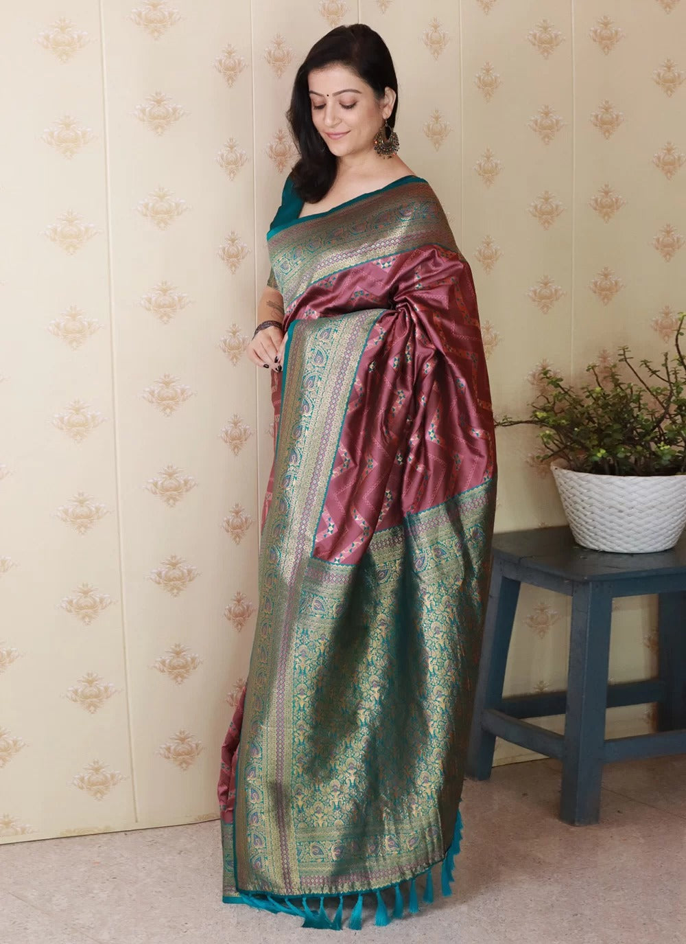 banarasi soft silk saree online in coral with gold zari weave