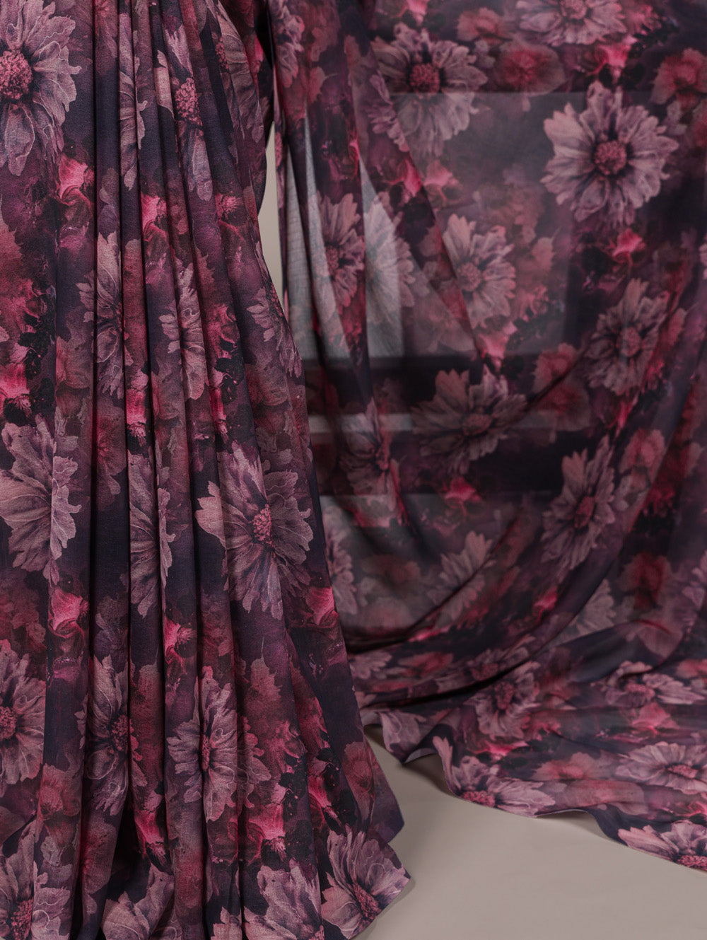 Floral print saree with blouse fabric