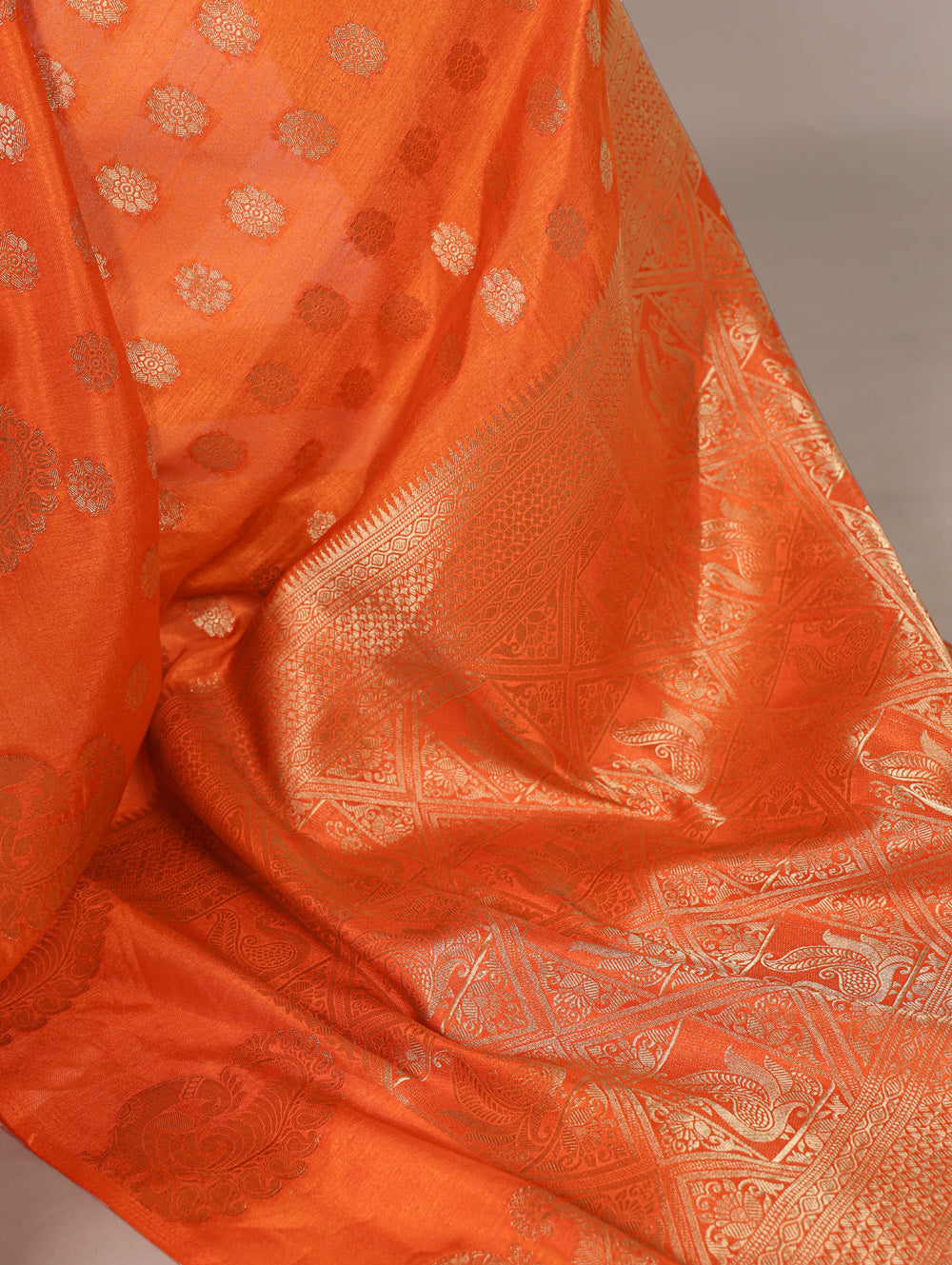 zari weaving work silk saree